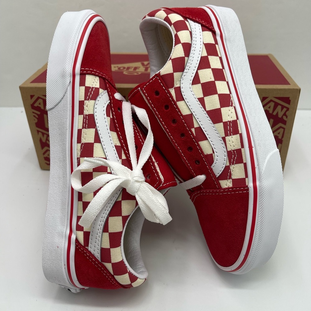 Vans WMNS Old Skool
(Primary Check) Rng Red/White Sneakers 
VN0A38G1P0T - Picture 9 of 16